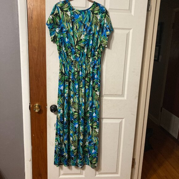 BLUE DRESS W/GREEN LEAVES - Picture 5 of 6